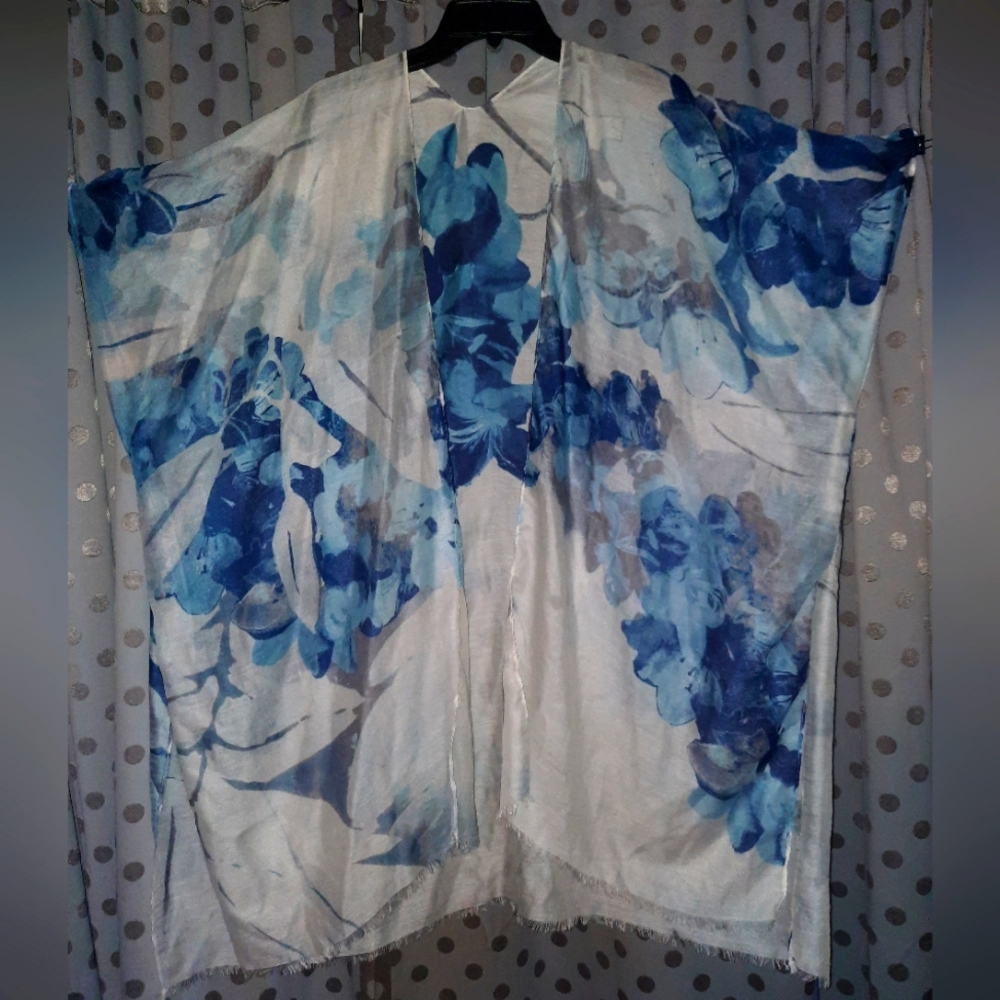 Floral Semi-Sheer Kimono with Raw Hem Slight FLAW OS